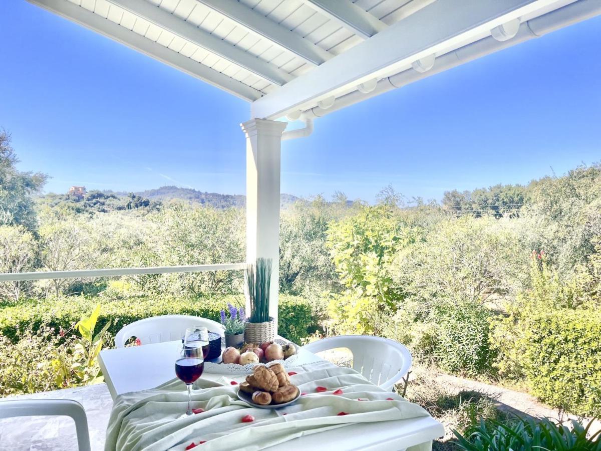 Renas Sweet Near By Dadovillas * Roda (Corfu)