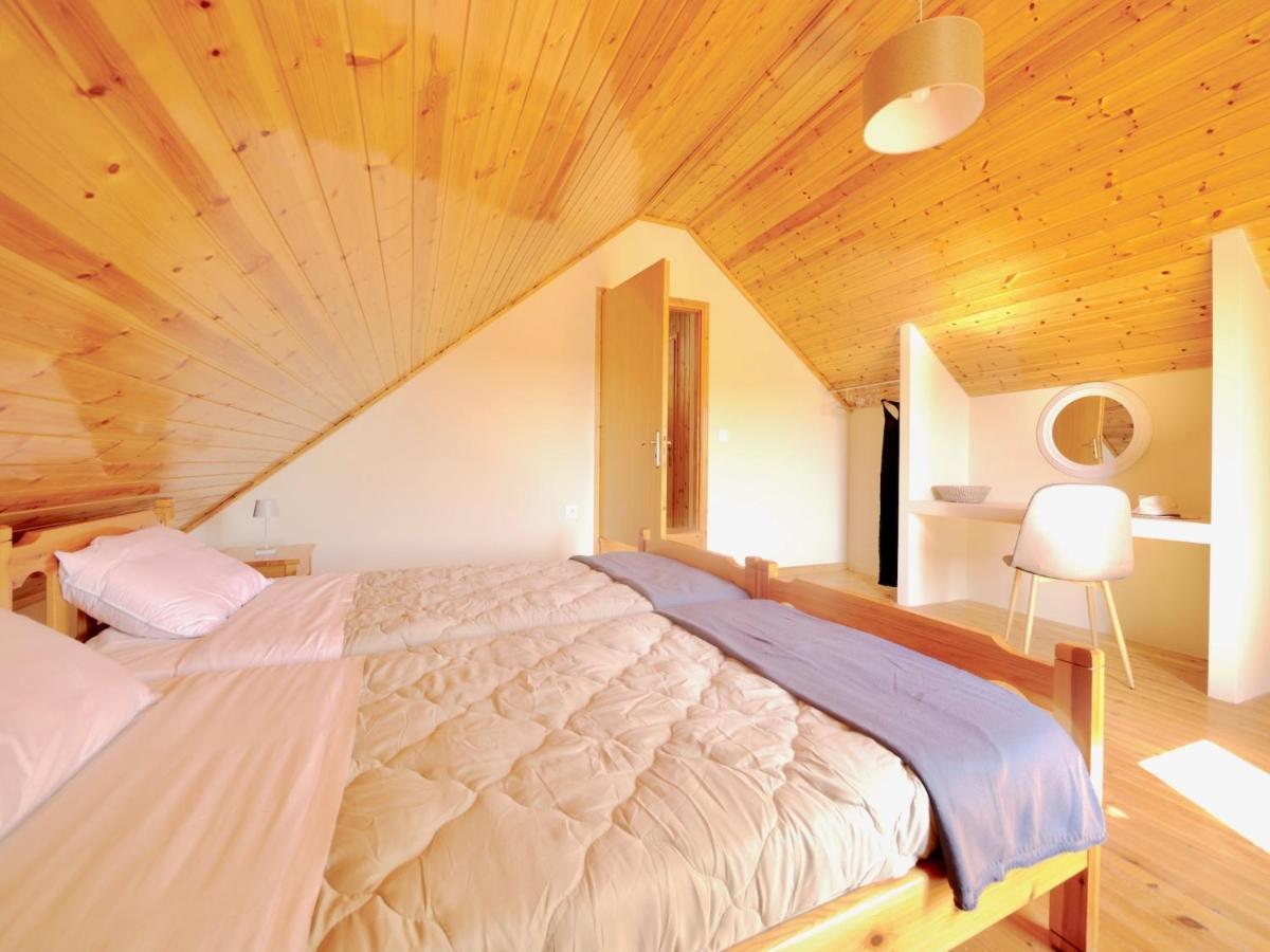 Renas Sweet Near By Dadovillas Villa